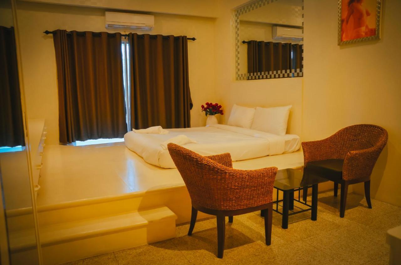 Fortune Sapphire Hotel Pattaya ภายนอก รูปภาพ